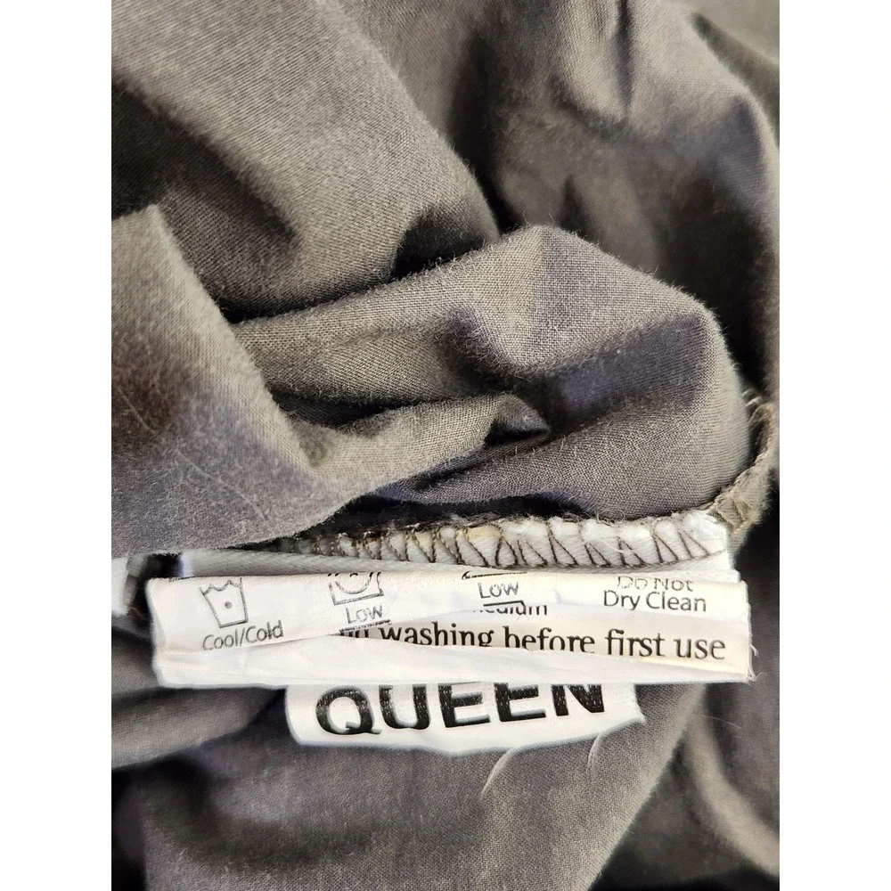 Brooklinen Duvet Cover Queen Gray 100% Cotton Button Closure Minimalist Luxury